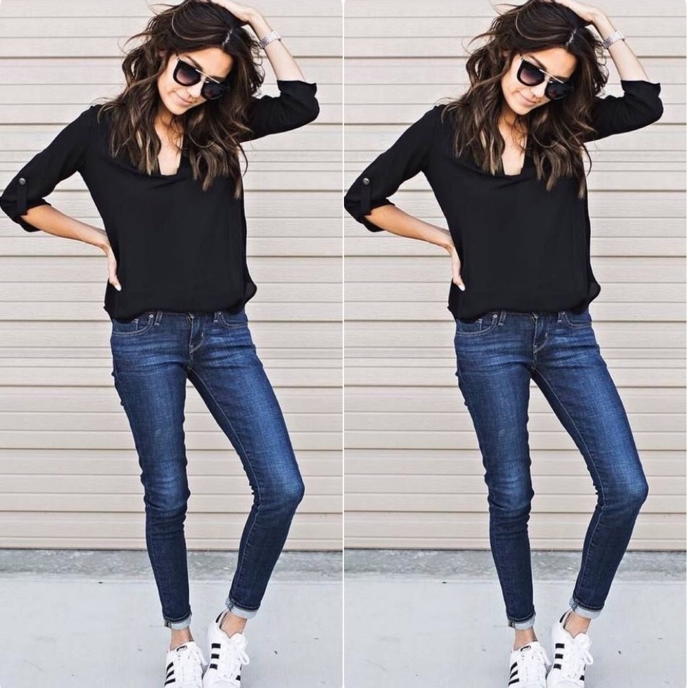 American Eagle blue (medium wash) skinny jeans
